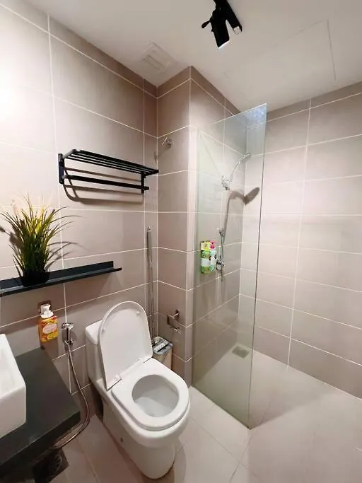 Apartment Heritage Studio With Balcony D'Sara, Direct Mrt Kampung Selamat, Near Thomson And Sungai Buloh Hospital Shah Alam